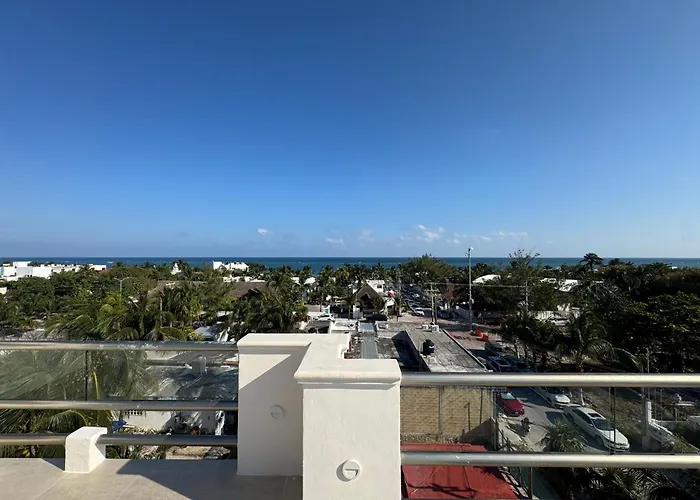 Cerca Del Mar